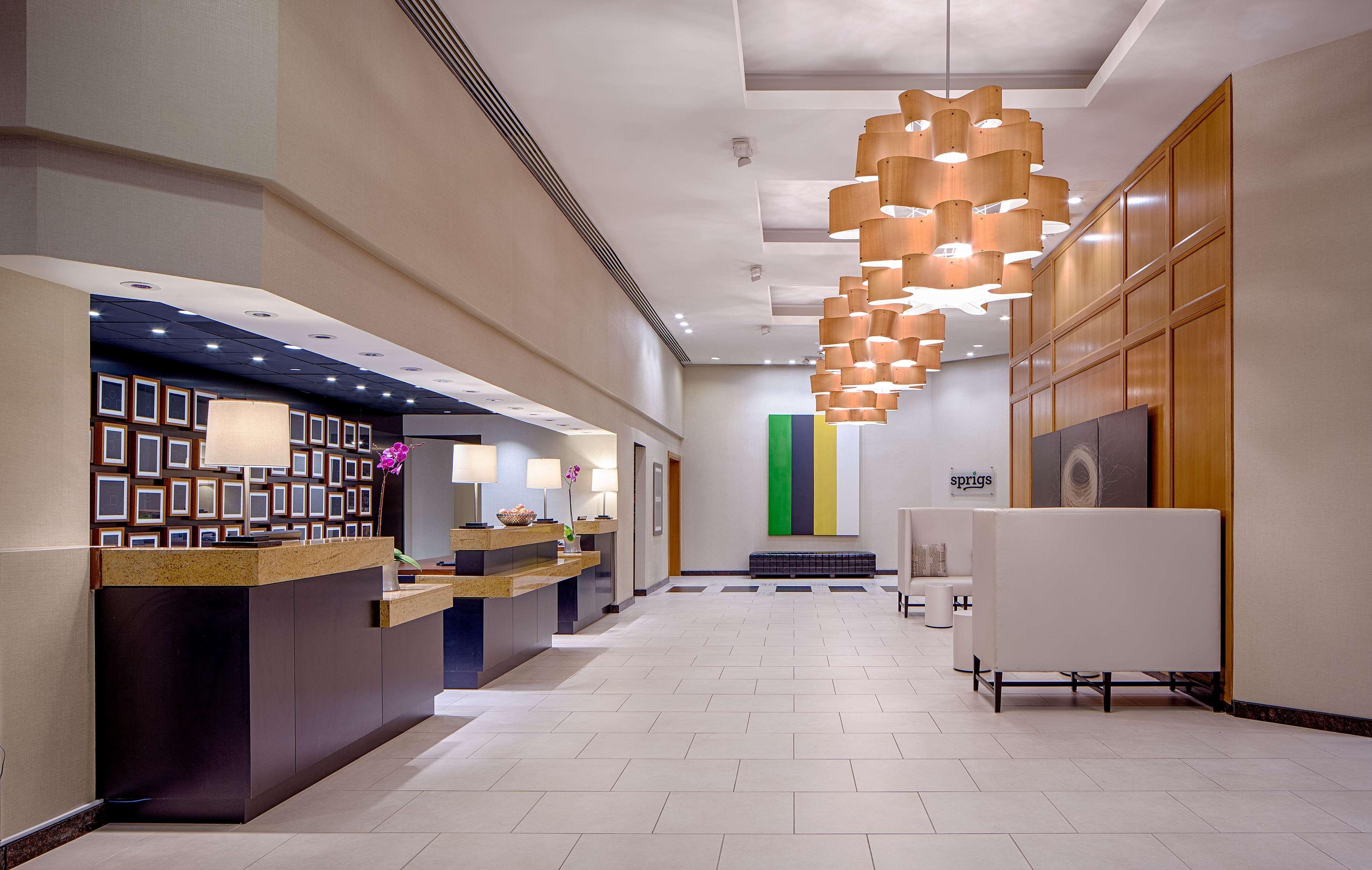 Doubletree By Hilton Hotel Houston Greenway Plaza Eksteriør billede