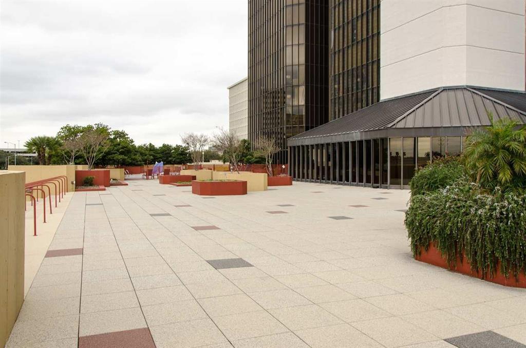 Doubletree By Hilton Hotel Houston Greenway Plaza Eksteriør billede